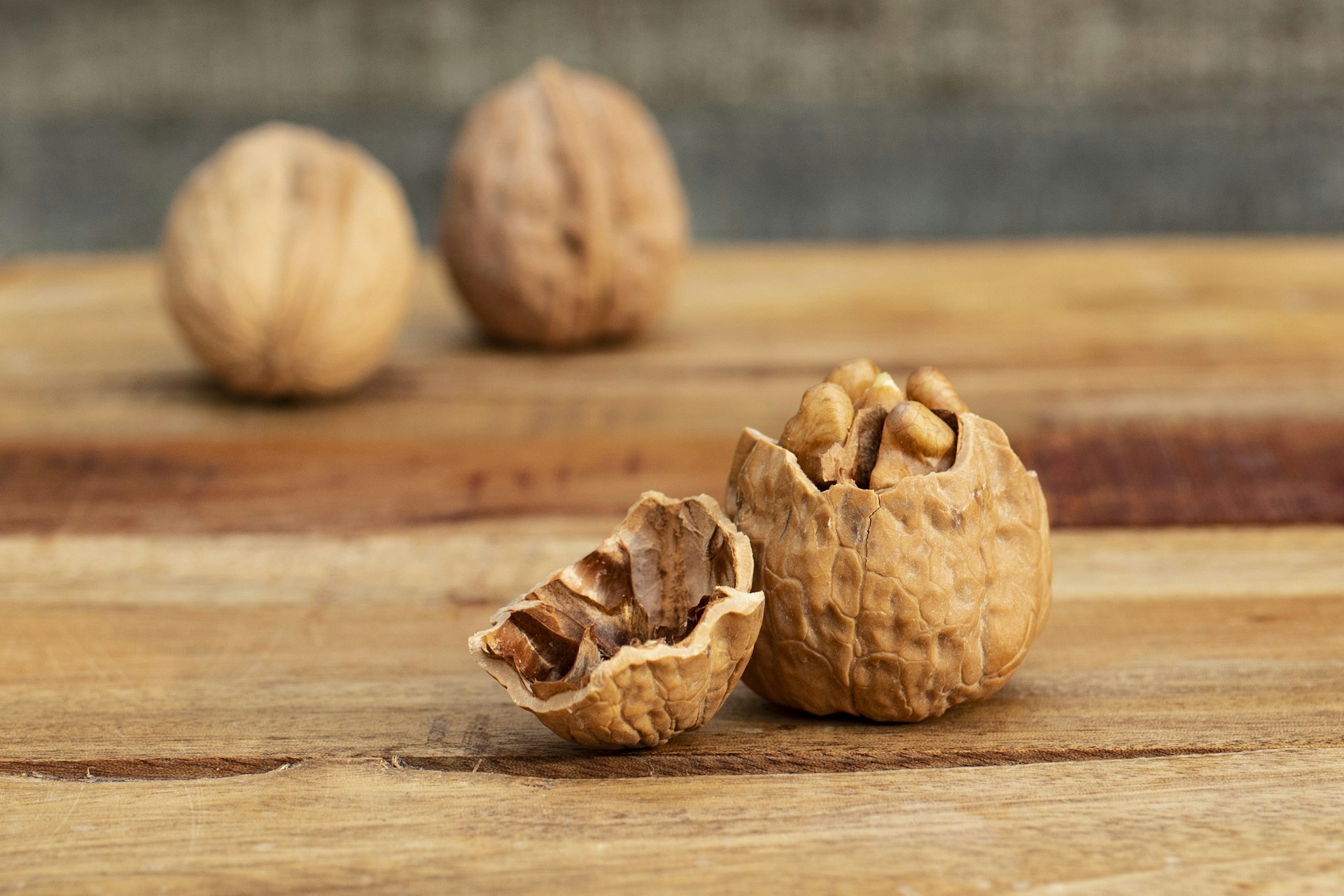 Health benefits of walnuts: Nutritional Stats